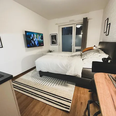 Modernes Wohlfuehl-apartment An Den Kaiserthermen *
