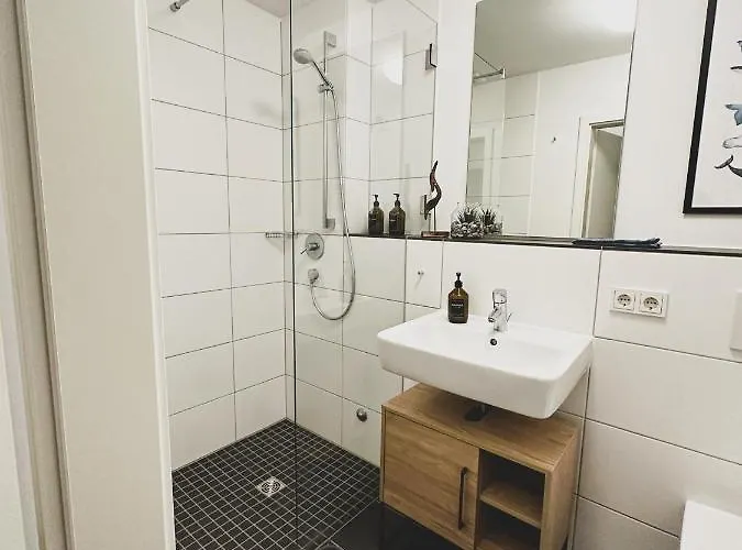 Mosel - Netflix - Modern & Zentral * Treviri