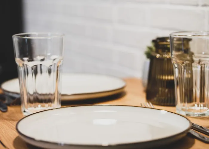 Mosel - Netflix - Modern & Zentral * Trèves